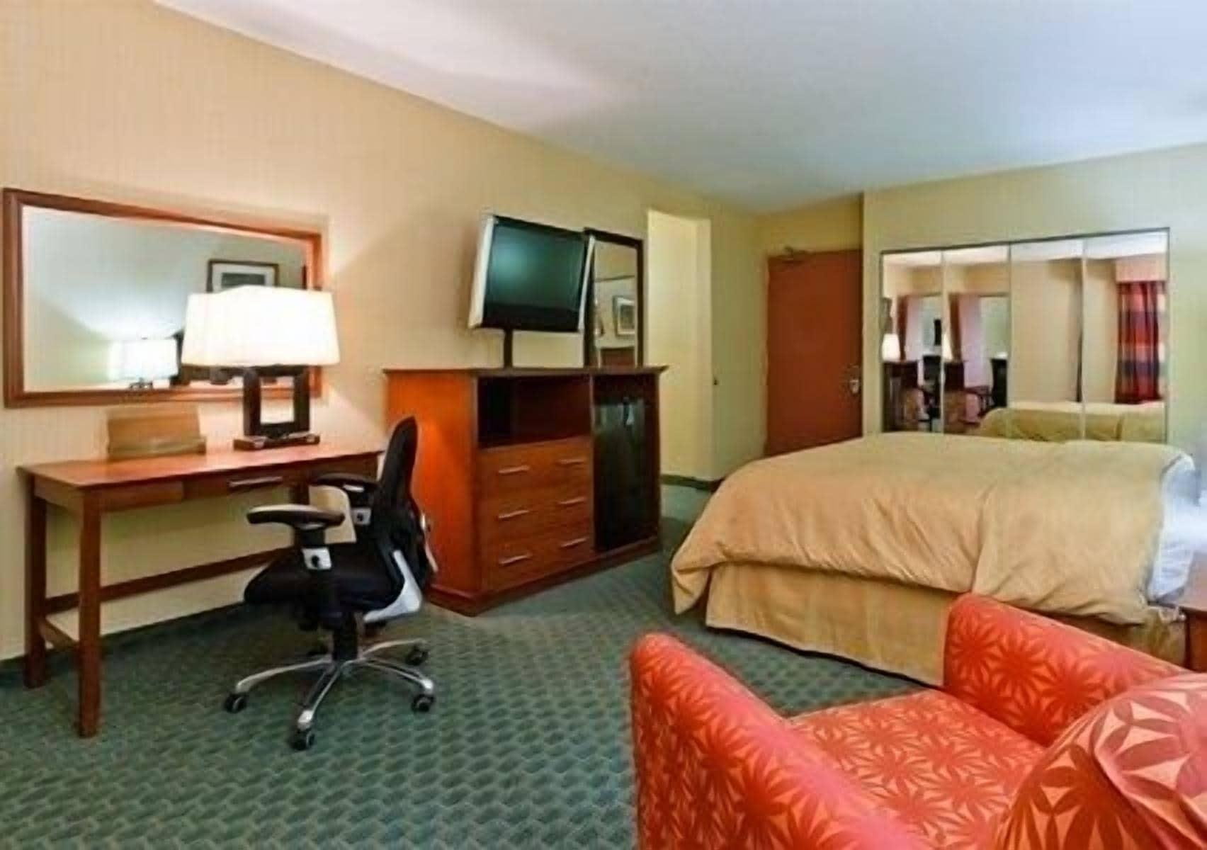 Quality Inn And Conference Center Greeley Downtown Eksteriør bilde